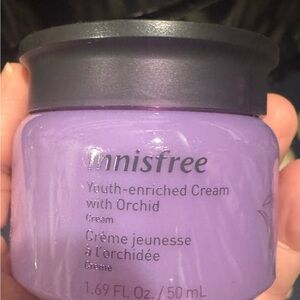 Youth-Enriched Cream with Orchid - Purple